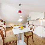 Alex 1 Apartman
