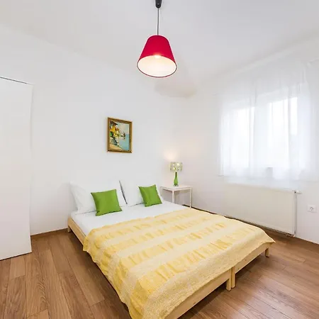 Apartment Alex 1