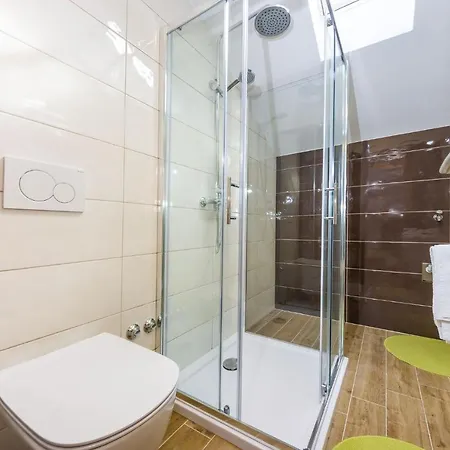 Appartement Alex 1 *