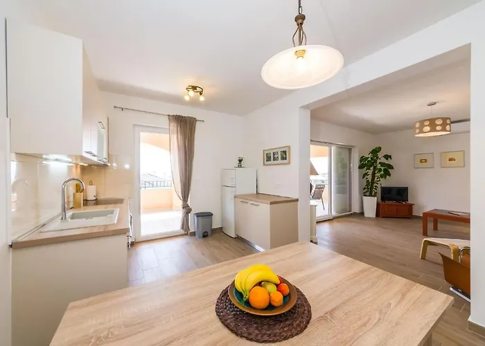 아파트 Alex 1 자다르